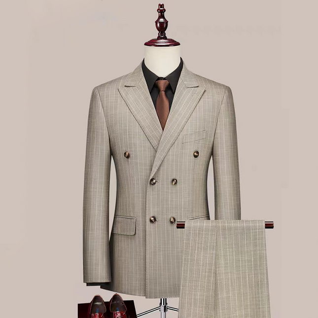 Formal Men's 2-Piece Solid Line Slim Pointed Lapel MerI's Suit (Blazer + Pants) Business Occasions:  Everyday workwear. Business meetings. Social Gatherings:  Parties and events. Weddings. Special Events:  Graduation ceremonies. Award ceremonies. Casual Moments:  Weekend gatherings. Casual dates. Entertainment Events:  Stage performances. Concerts or theaters.