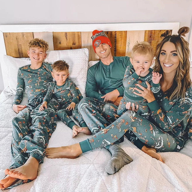 Matching Christmas Family Pajamas Set Green Animal Pattern Print Pajamas